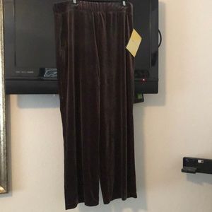 Susan Graver Brown Velvety Valore long slacks